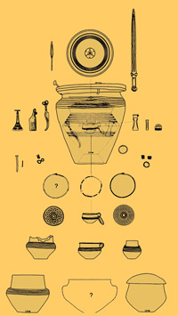 Die zahlreichen Beigaben des Grabes aus wertvoller Bronze symbolisieren die Herrschaftsbereiche des Bestatteten als Priester (Kalenderamphore), Krieger (Schwert, Schild, Lanzenspitze) und als Handwerker (Beil, Meißel).  Zeichnung: Cornelia Zühlsdorf, BLDAM 